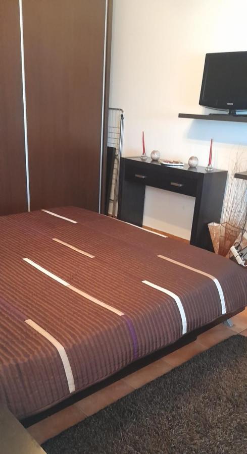 Апартаменти Apartament Bety Sea Front Костінешть Екстер'єр фото